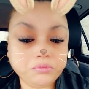 Meet your Posher, Iris